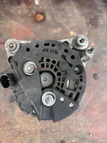 Foto 2ª: Alternador Volkswagen Golf 2.0 TDI 140cv [BKD] (2008)