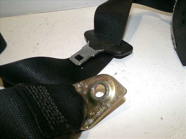 Foto 3ª: Cinturón Trasero Derecho Mercedes Clase C 200 2.0 G W203 KOMPRESSOR 2000-2007 [111955] (2002)