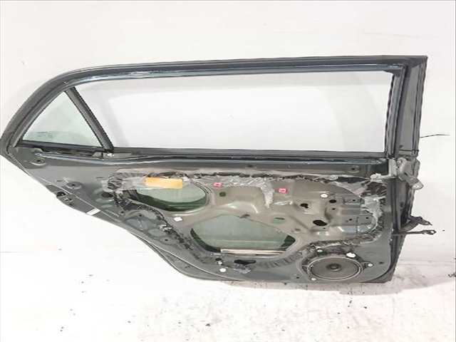Foto 3ª: Puerta Trasera Izquierda Toyota Auris 1.6 ZRE151_) 124CV [1ZR-FE] (2006)