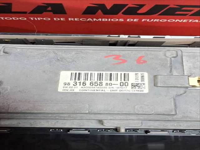 Foto 4ª: Pantalla Multifuncion Citroen Jumpy 1.5 BLUEHDI 100 102CV 75KW FURGONETA [YHR (DV5RUCD)] (2020)