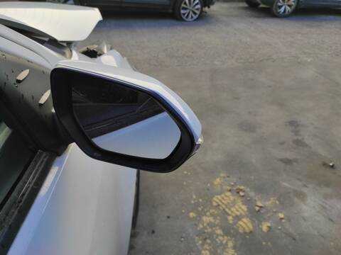 Retrovisor Derecho Toyota Yaris M15A