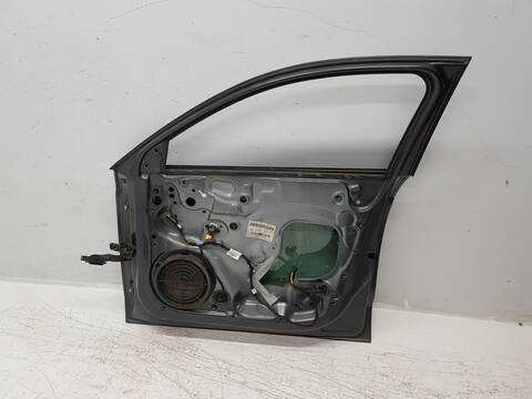 Foto 3ª: Puerta Delantera Derecha Audi A1 AMBITION