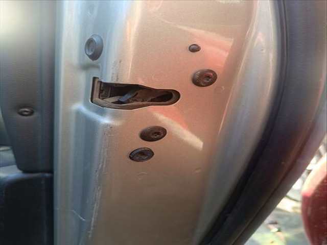 Cerradura Puerta Trasera Derecha Peugeot 5008 BHZ