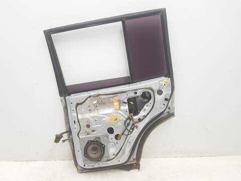 Foto 3ª: Puerta Trasera Derecha Mitsubishi Montero 3.2 DI-D INTENSE KAITEKI 5-PTAS.) (2001)