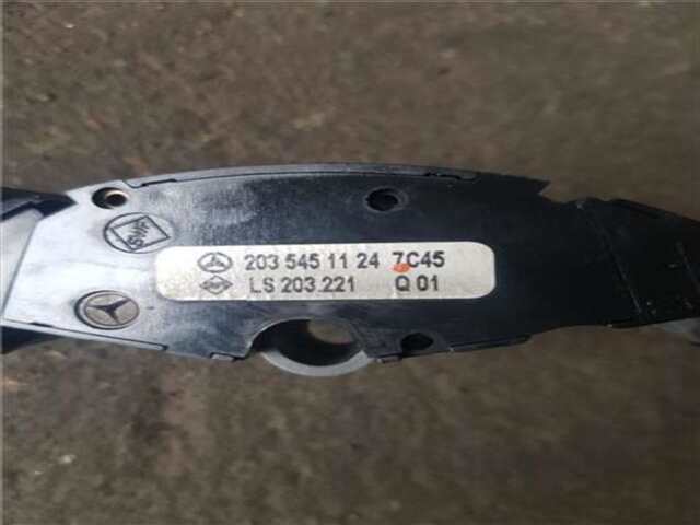 Foto 2ª: Mando Multifuncion Mercedes Clase C 160 2.2 200 CDI (203.004) [2.2 LTR. - 85 KW CDI CAT] [OM 611.962]