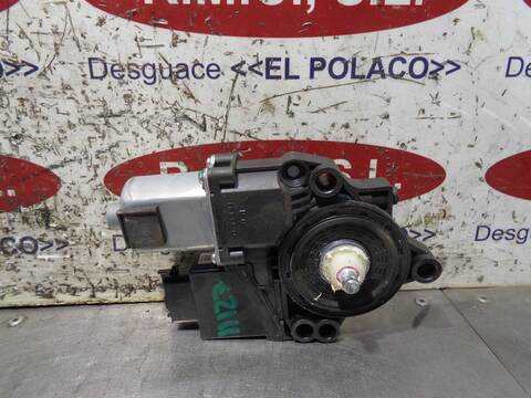 Foto 4ª: Elevalunas Eléctrico Delantero Izquierdo Kia Ceed BUSINESS 90CV 66KW [D4FC] (2017)