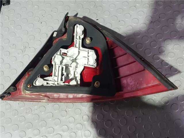 Foto 3ª: Piloto Trasero Izquierdo Ford Mondeo 2.0 16V TDDI - TDCI [D6BA]