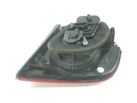 Foto 2ª: Piloto Trasero Izquierdo Volkswagen Golf 1.6 TDI DPF 105CV [CAYC] (2008)