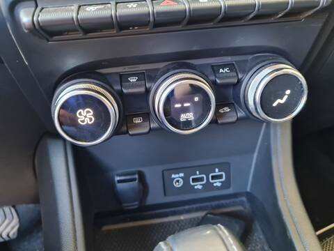 Mando Calefacción A. A. Renault Captur TECHNO 140CV 103KW