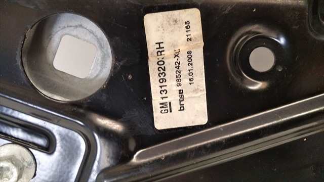 Foto 3ª: Elevalunas Eléctrico Trasero Derecho Opel Astra 1.9 DIESEL [Z19DTH] (2008)