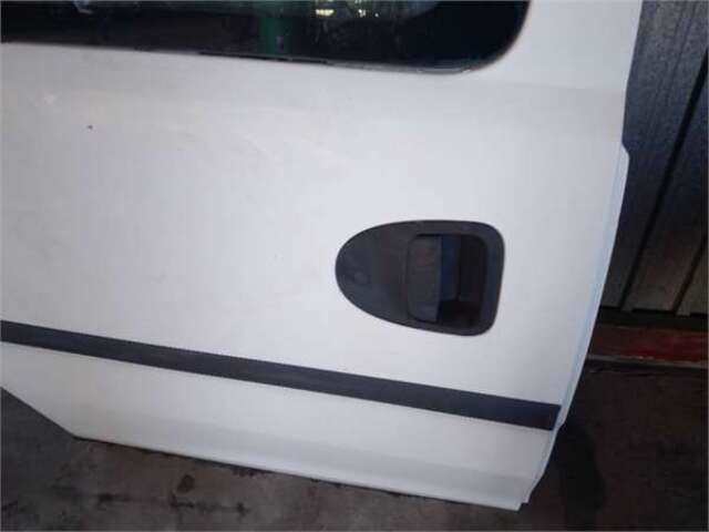 Foto 2ª: Puerta Lateral Corredera Derecha Opel Combo 1.3 COMBI [1.3 LTR. - 51 KW 16V CDTI CAT (Z 13 DT - LN9)] [Z 13 DT LN9]