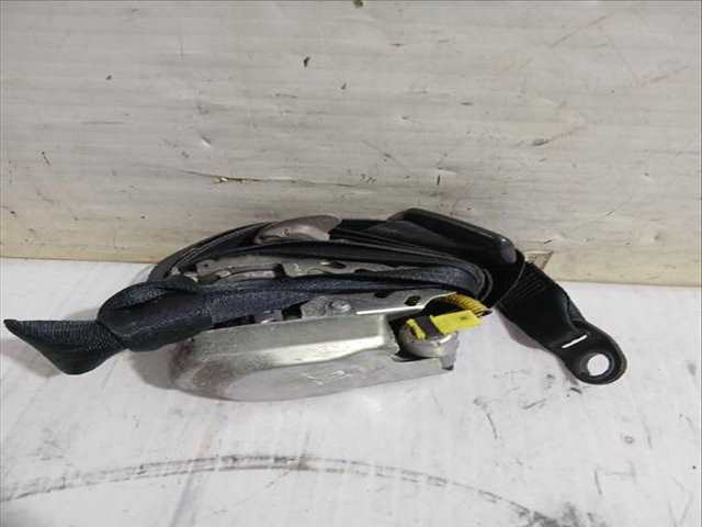 Foto 2ª: Cinturón Delantero Derecho Toyota Corolla 2.2 D-4D AUR10_) 177CV [2AD-FHV] (2004)