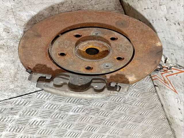 Foto 4ª: Mangueta Delantera Derecha Dacia Duster PRESTIGE 116CV 85KW [K9K 872] (2020)