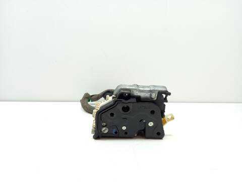 Foto 3ª: Cerradura Puerta Trasera Derecha Audi Q3 CUV (2015)