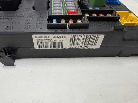 Foto 3ª: Caja Reles Fusibles Citroen C4 BHZ - BH01 PICASSO (2016)