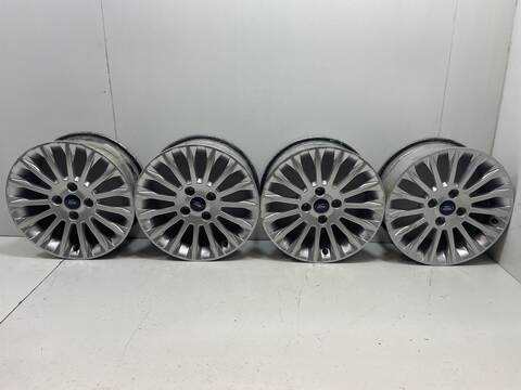 Juego LLantas Ford B Max M1JA CB2)