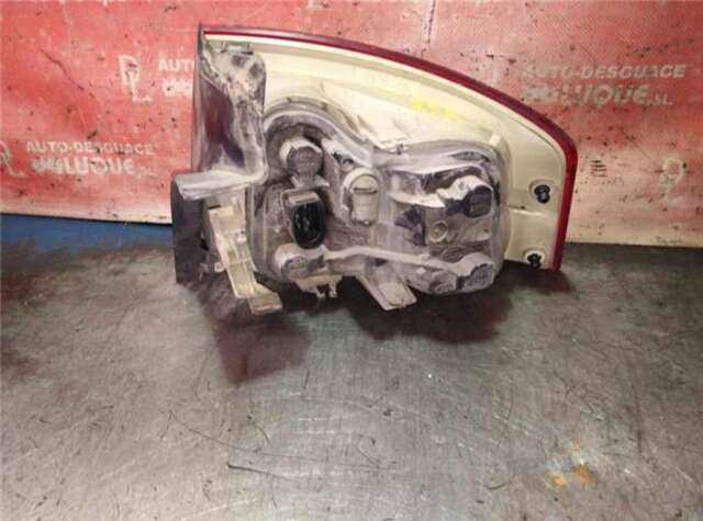 Foto 2ª: Piloto Trasero Izquierdo Audi A4 2.7 V6 24V TDI (180CV) [BPP]
