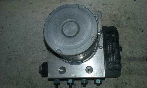 Foto 2ª: Abs Mercedes Vito 88CV 65KW (2014)