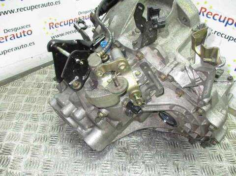 Foto 2ª: Caja Cambios Nissan Primera YD22DDT BERLINA (2002)