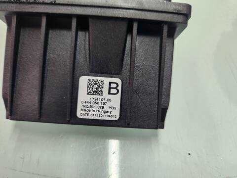 Foto 3ª: Centralita Motor ECU Volkswagen Touran ADVANCE BMT 116CV 85KW [DGDA] (2018)