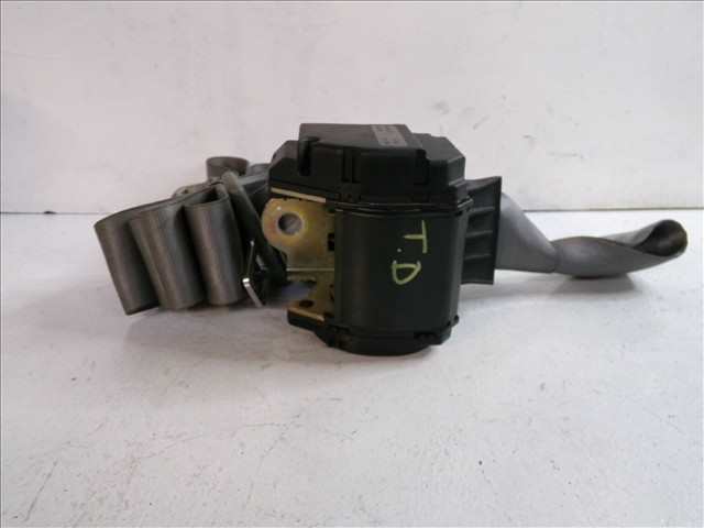 Foto 2ª: Cinturón Trasero Derecho Volkswagen Golf 1.9 TDI SERIE 4,1998-2004 [AJM] (2000)