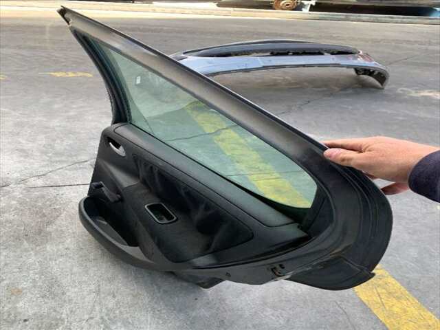 Foto 2ª: Puerta Trasera Derecha Peugeot 207 1.4G 0CV [KFV] (2009)