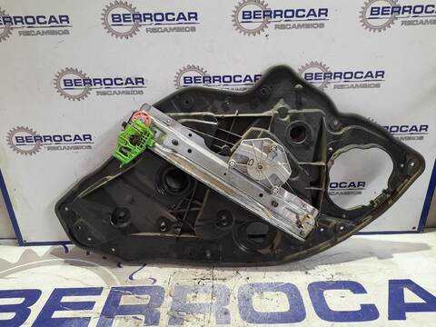 Foto 2ª: Elevalunas Manual Trasero Izquierdo Alfa Romeo Giulietta 1.6 JTDM CAT 105CV [940A3000] (2010)