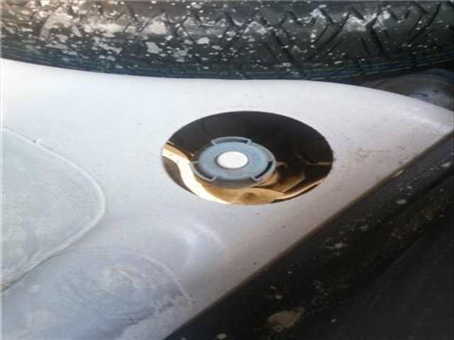 Foto 2ª: Deposito AdBlue Peugeot 3008 1.6 STYLE [1 6 LTR. - 88 KW 16V] 120CV [BH01 (DV6FC)]