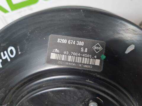 Foto 2ª: Servofreno Renault Clio 20 ANIVERSARIO 86CV 63KW (1950)