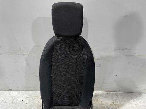 Foto 3ª: Asientos Traseros Renault Scenic GRAND CONFORT DYNAMIQUE 131CV [F9Q818] (2003)