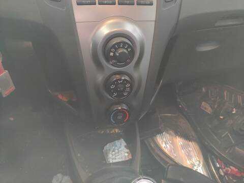 Mando Calefacción A. A. Toyota Yaris 1NR