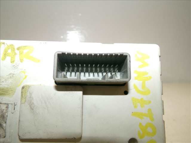 Foto 4ª: Consola Central Renault Megane 1.5 DCI 2008-2013 [K9KF8] (2009)