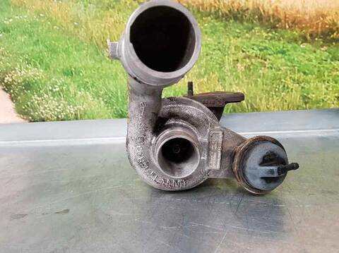 Foto 2ª: Turbocompresor Volvo S40 1.9 D BERLINA 95CV 70KW [D4192T2] (2000)