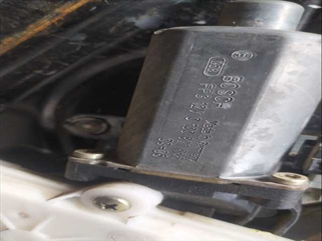 Foto 2ª: Elevalunas Eléctrico Delantero Derecho Mercedes Vito 2.2 CDI [611980] (2003)
