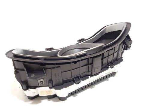 Foto 4ª: Cuadro de Instrumentos Volvo V40 PRO 152CV 112KW [B4154T4] (2019)