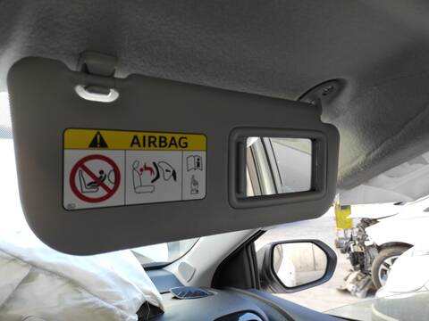 Parasol Derecho Toyota Yaris M15A