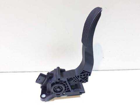 Foto 2ª: Pedal Acelerador Mercedes Clase V 200 2.1 CDI CAT 136CV 100KW (2014)