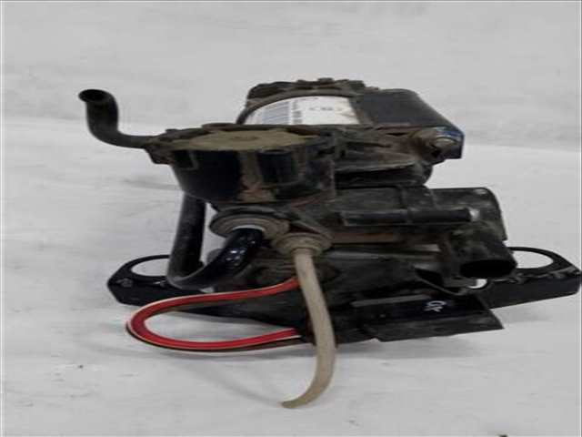 Foto 4ª: Bomba de Suspension Mercedes Clase E 180 3.0 E 280 4-MATIC 211.092) [3 0 LTR. - 170 KW V6 CAT] BERLINA 231CV