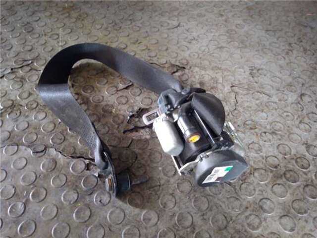 Cinturón Delantero Derecho Mercedes Clase B 150 2.0 180 CDI (245.207) [2.0 LTR. - 80 KW CDI CAT]