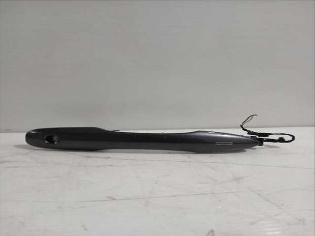 Maneta Exterior Delantera Izquierda Toyota Yaris 1.5 HYBRID MXPH11) 92CV