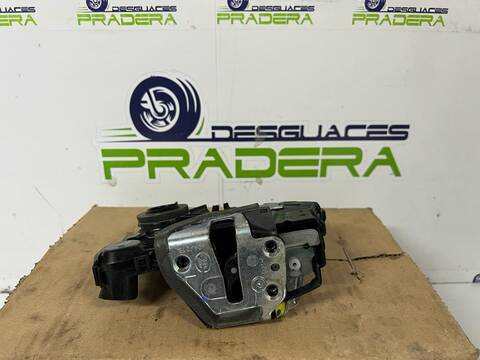Foto 2ª: Cerradura Puerta Delantera Izquierda Toyota Verso COMFORT 112CV 82KW [N47C16A] (2014)