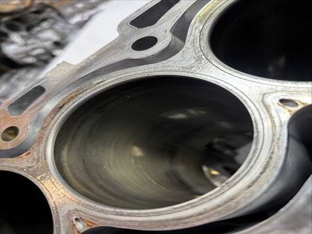 Foto 2ª: Bloque Motor Toyota Avensis 124 - 126 CV [1AD-FTV 1AD] (2011)