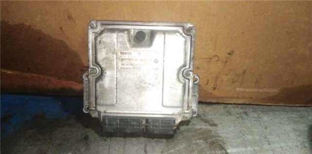 Foto 2ª: Centralita Motor ECU Chrysler Grand Voyager 2.8 LIMITED [2.8 LTR. - 120 KW CRD CAT]