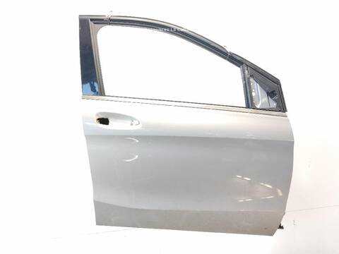 Foto 2ª: Puerta Delantera Derecha Mercedes Clase B 150 B 200 CDI 246.201) [OM 651.901] (2011)
