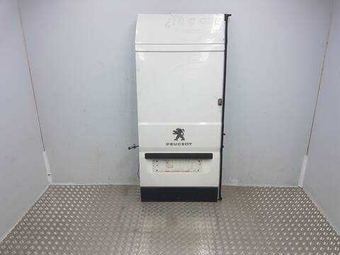 Puerta Trasera Izquierda Peugeot Boxer 335 L1H2 PRO BLUEHDI 140 STARTSTOP