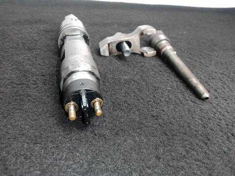 Foto 3ª: Inyectores Renault Camion 11.1 DCI 420CV 309KW 420.18T 4X2 TRUCK ) [11C+J0] (2005)