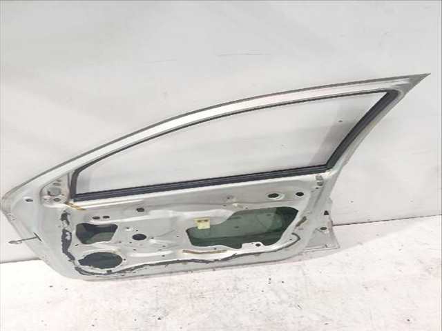 Foto 3ª: Puerta Delantera Derecha Renault Megane 1.6 16V LA00 LA04 LA0B LA11 LA16 LA19 LA1J LA1K ... 107CV [K4M 700 K4M 701 K4M 706 K4M 708 K4M 709] (1996)