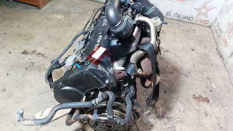 Foto 3ª: Motor Completo Volkswagen Transporter COMBI 88CV 65KW FURGONETA [AJT] (2001)