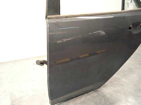 Foto 3ª: Puerta Trasera Izquierda Kia Rio 1.0 TGDI CAT 120CV 88KW [G3LF] (2023)