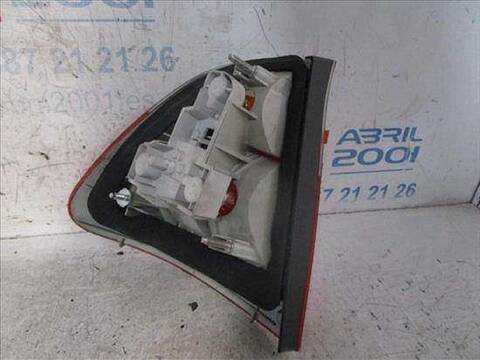 Foto 2ª: Piloto Trasero Derecho Bmw Serie 3 315 2.0 318I BERLINA 143CV 105KW [N42B20A] (2003)